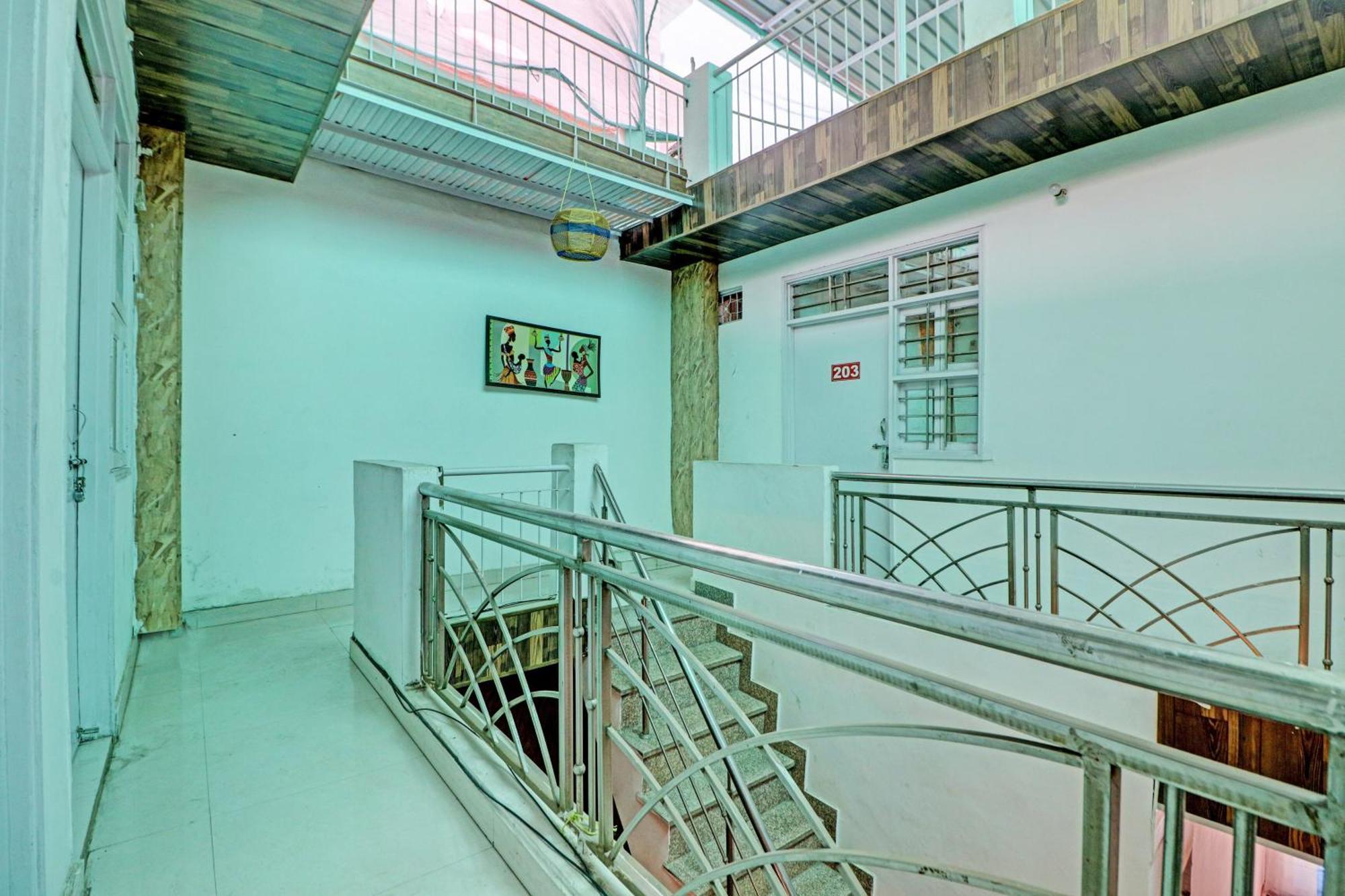 Hotel O Yuvraj Palace 3*