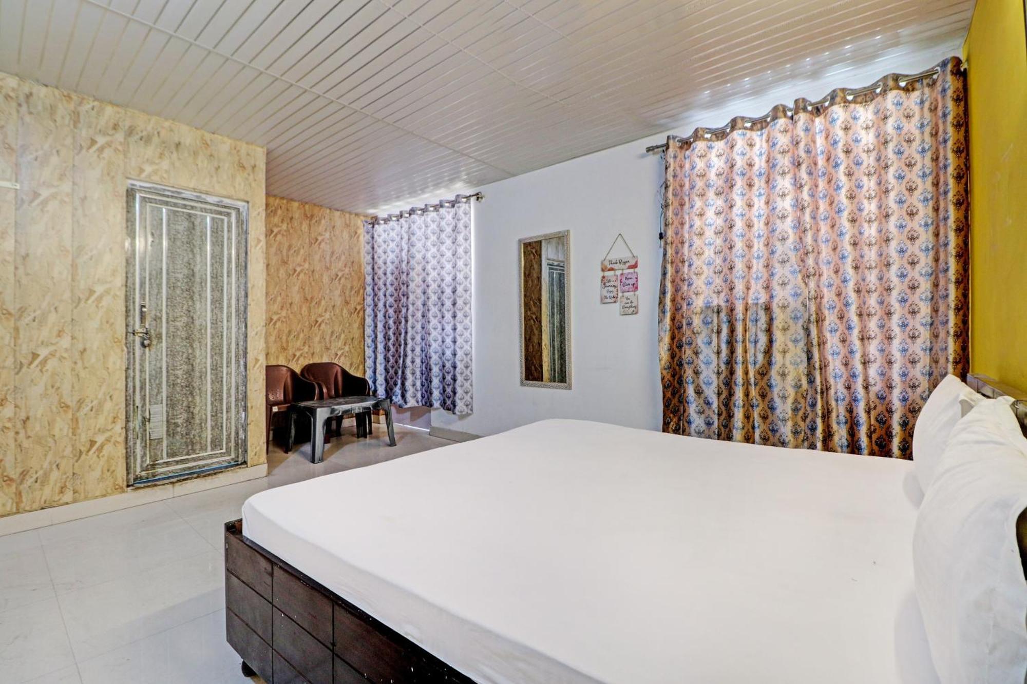 Hotel O Yuvraj Palace New Delhi